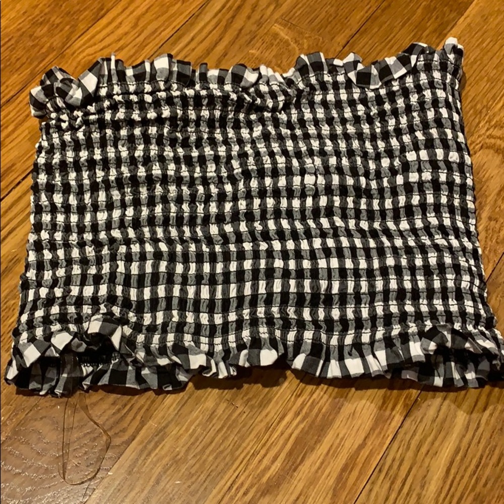 Gingham tune top!